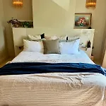 بيت للعطل Ultra Modern Centre House *