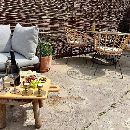 Ultra Modern House Casa vacanze *