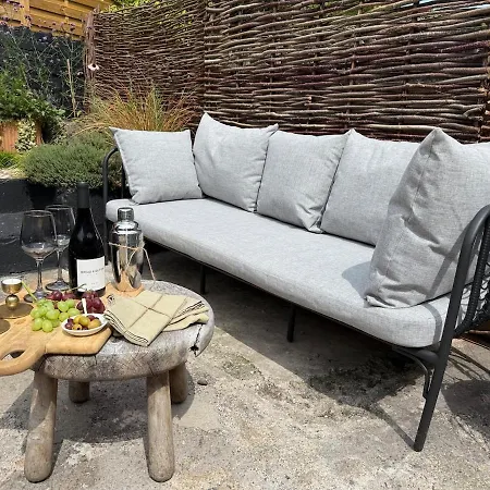 Ultra Modern House Bristol