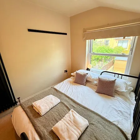 Ultra Modern House Casa vacanze *