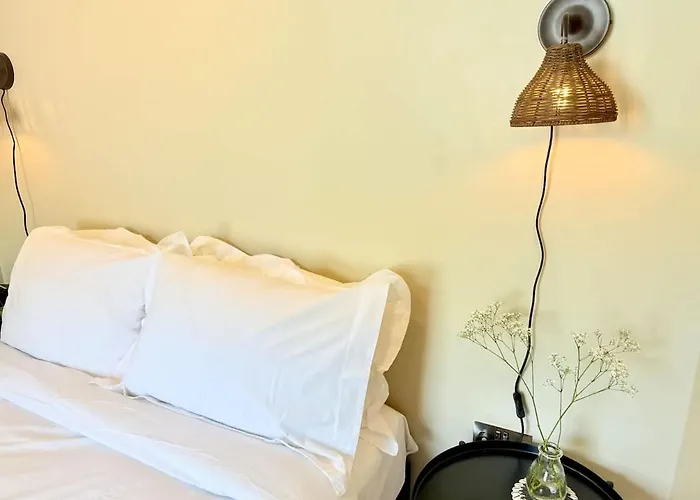 Ultra Modern City Centre House 別荘 *