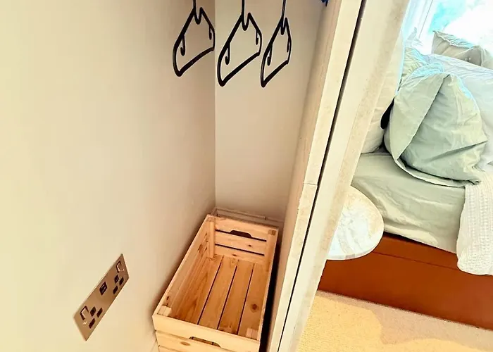 Ultra Modern House Semesterbostad Bristol