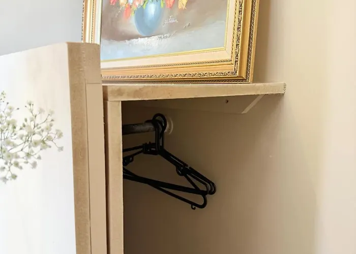 Ultra Modern House Будинок відпочинку *