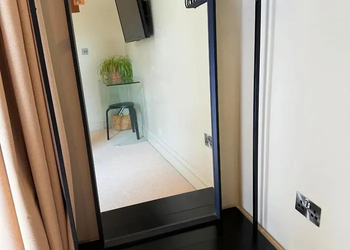 Ultra Modern City Centre House 別荘 *