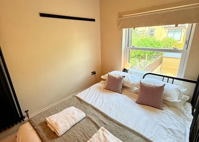 Ultra Modern City Centre House 別荘