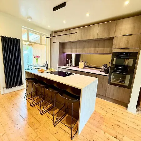 Ultra Modern House Hébergement de vacances